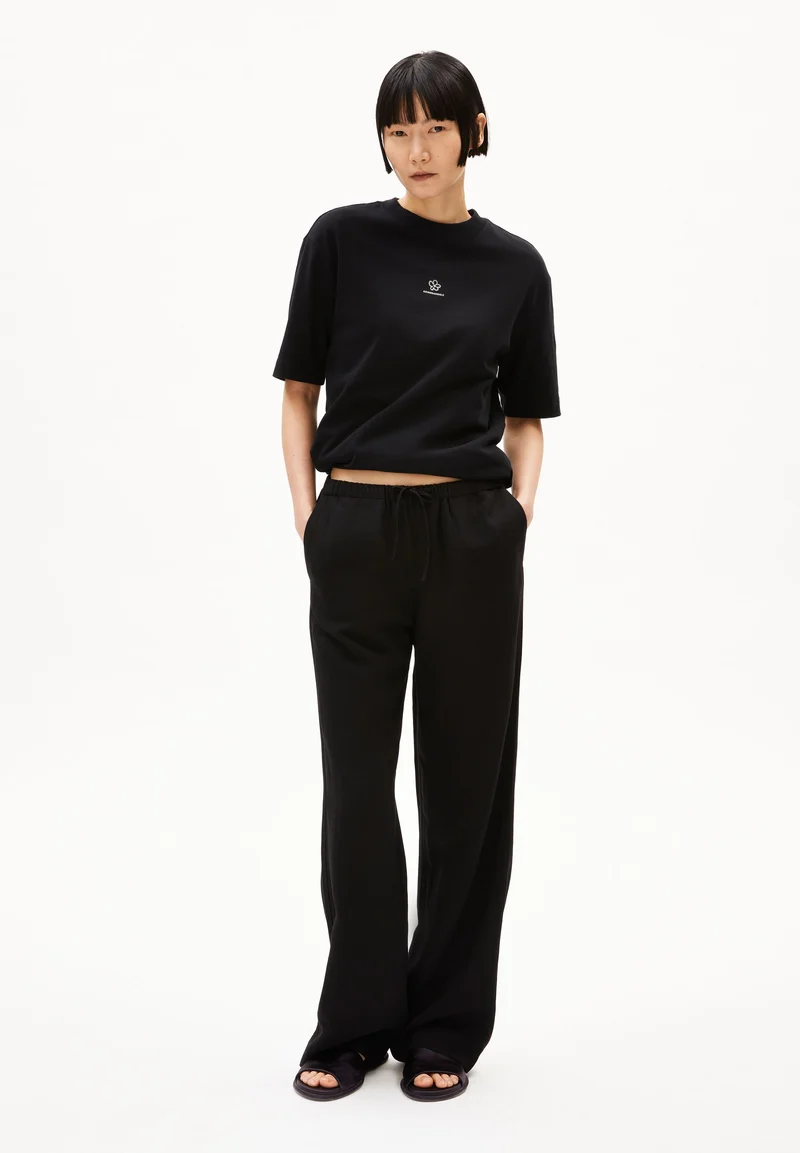 MIOAA LINO | black