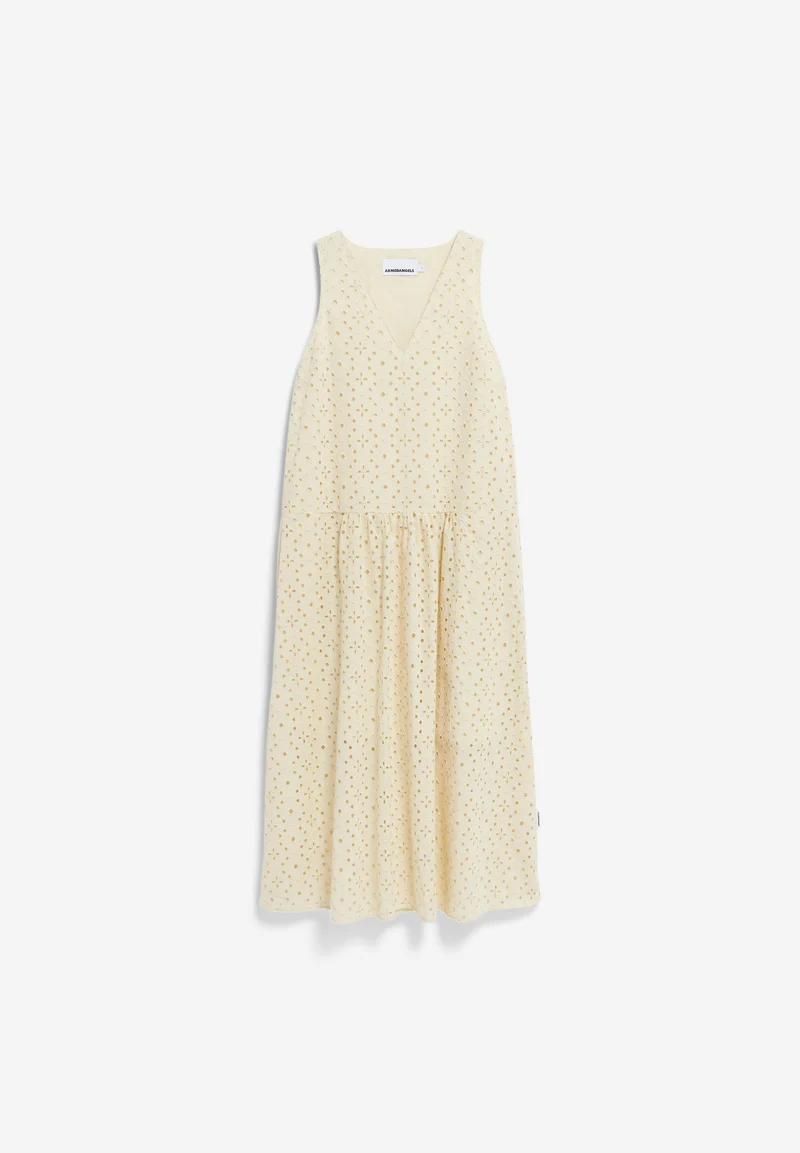 LIVALAA BROIDERY | summer hay