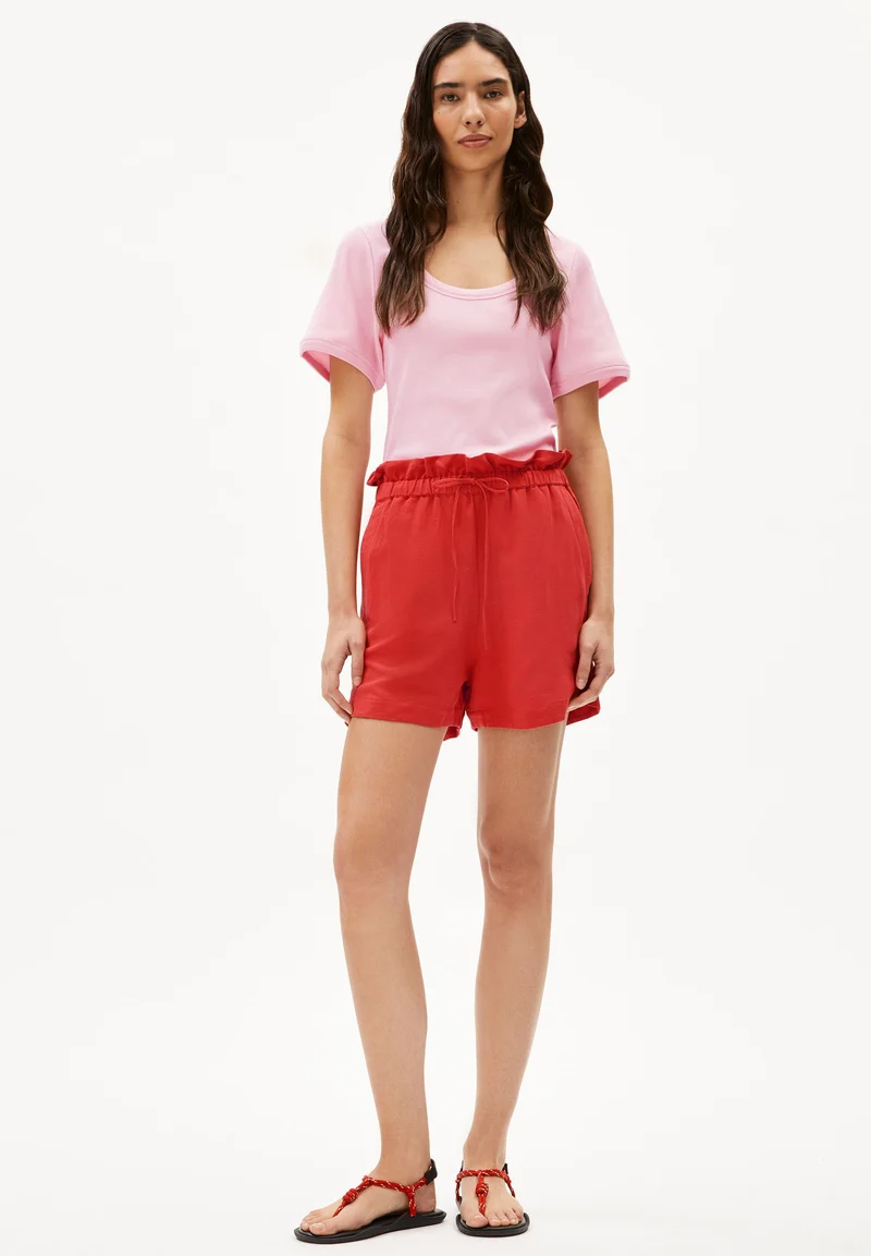 VAANNA LINO | coral blush
