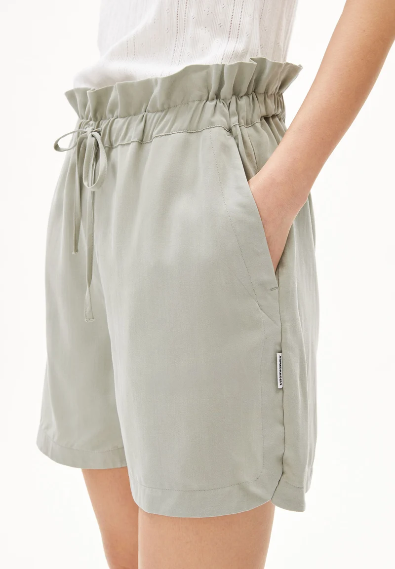 VAANNA LINO | seagreen