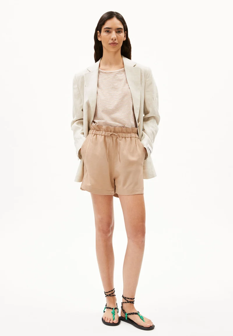 VAANNA LINO | beige blond