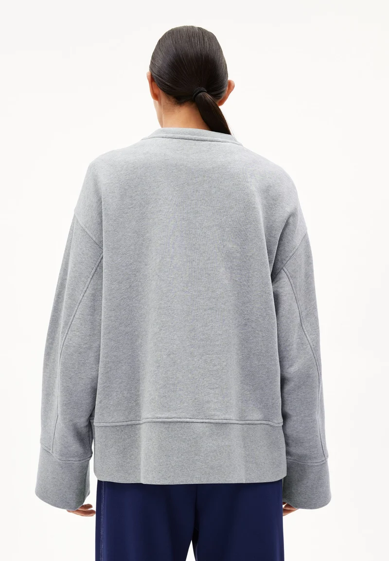 ANWAA SWEATSHIRT | silver melange