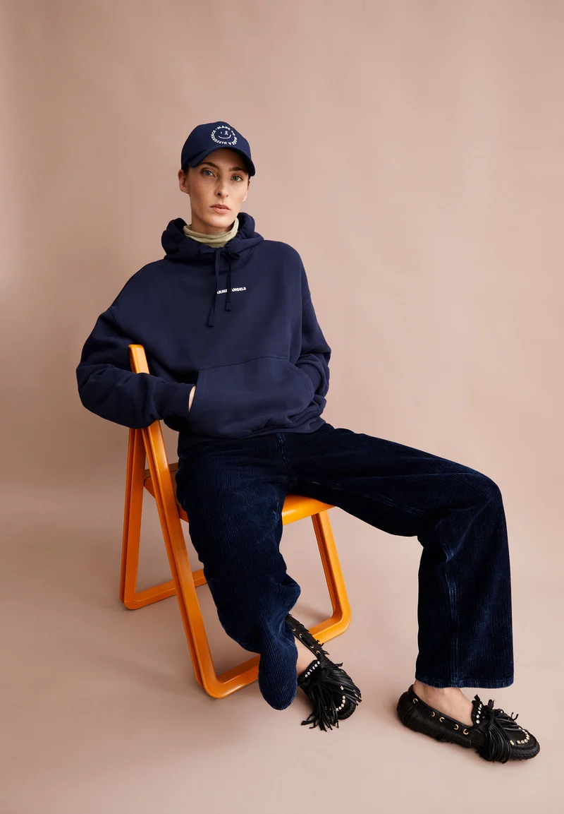 FRANCISARAA DIFFERENCE | tinted navy
