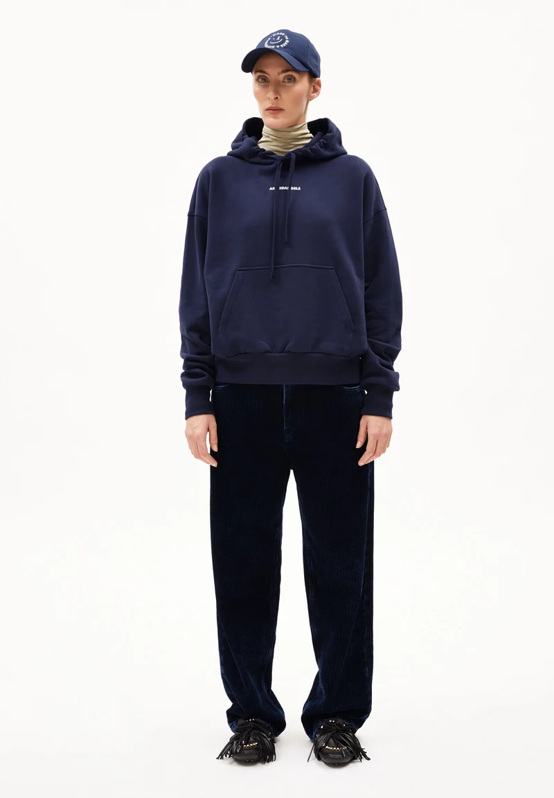FRANCISARAA DIFFERENCE | tinted navy