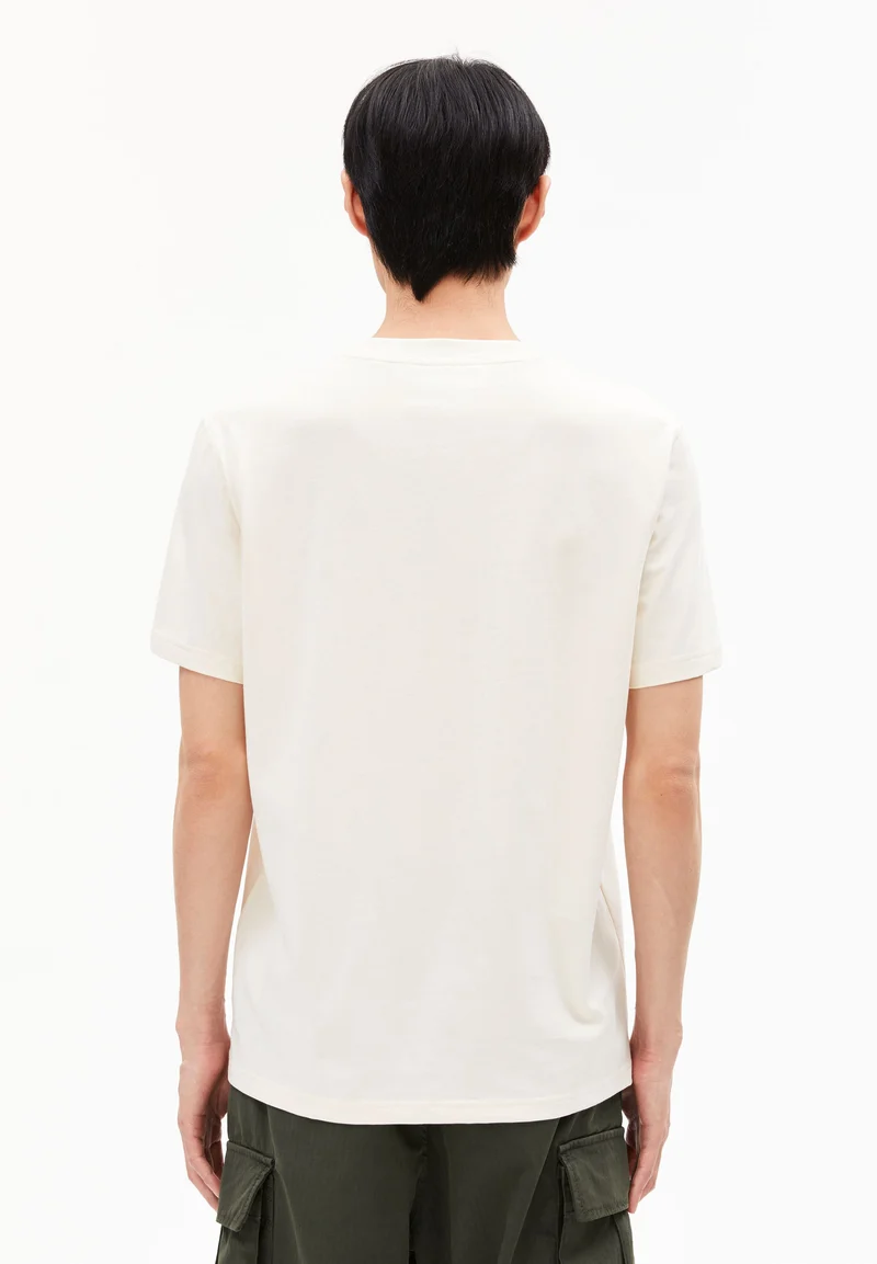 ICONIC Å MAARKOS MLNG T-SHIRT | pure