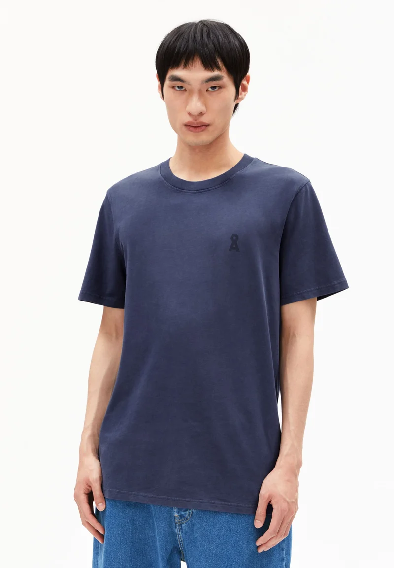 ICONIC Å MAARKOS GMT DYE T-SHIRT | blue noon washed