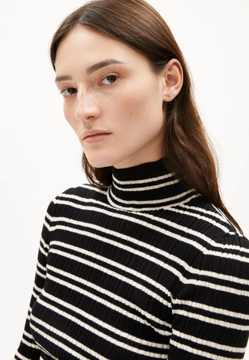 ALAANIA CHIFFRON STR STRICKPULLOVER | black-oatmilk