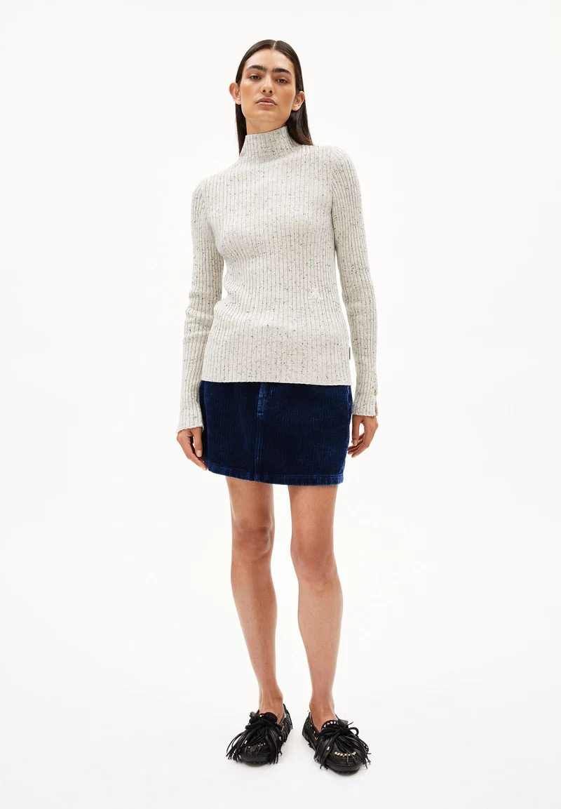 ALAANIA TWEED | oatmilk-black