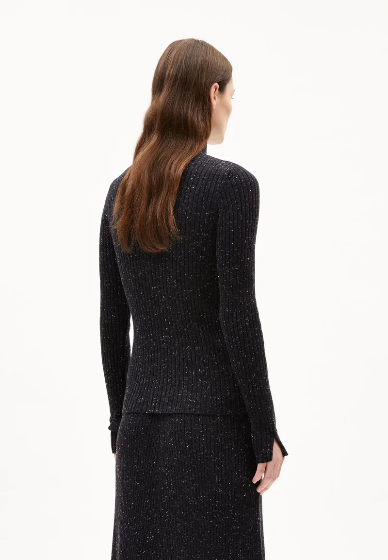 ALAANIA TWEED | black-oatmilk