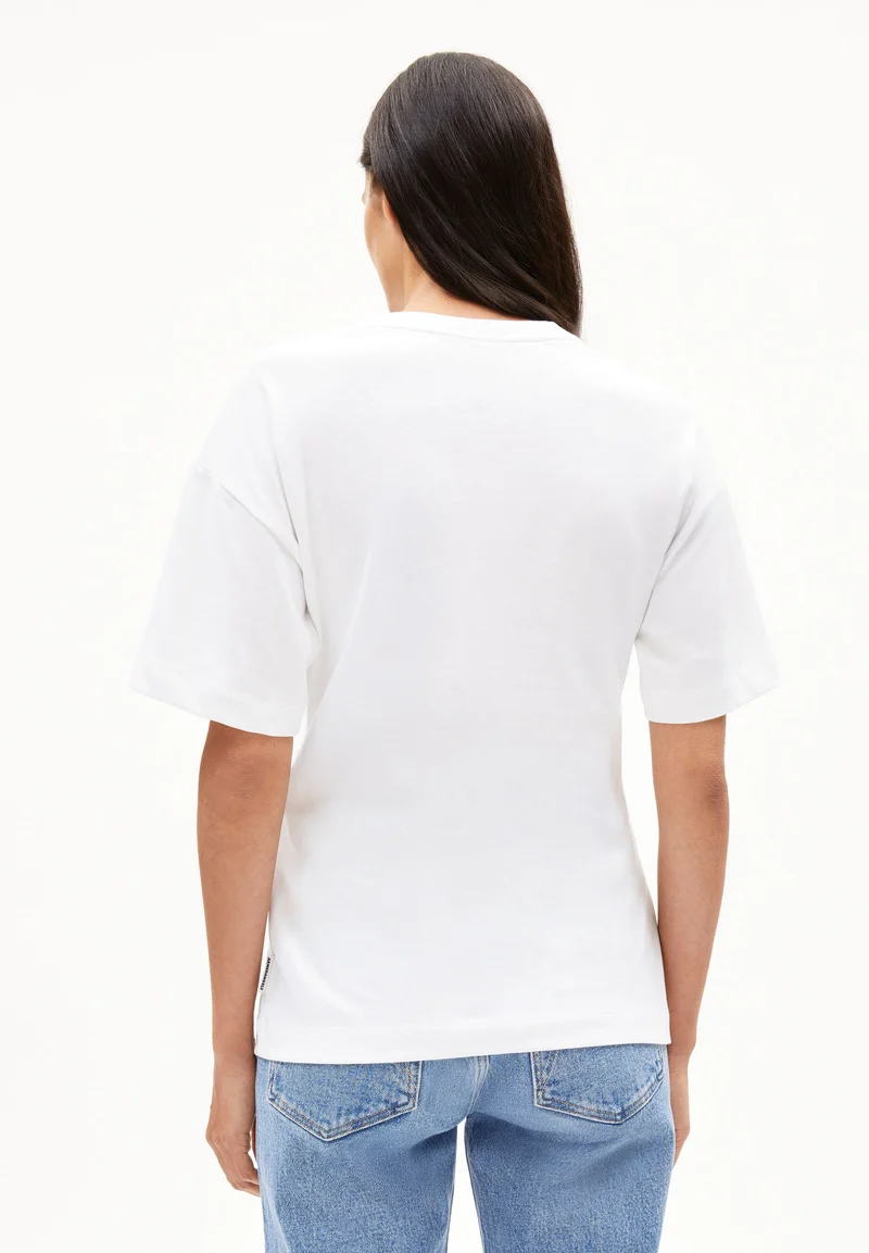 JAREKAA T-SHIRT | white