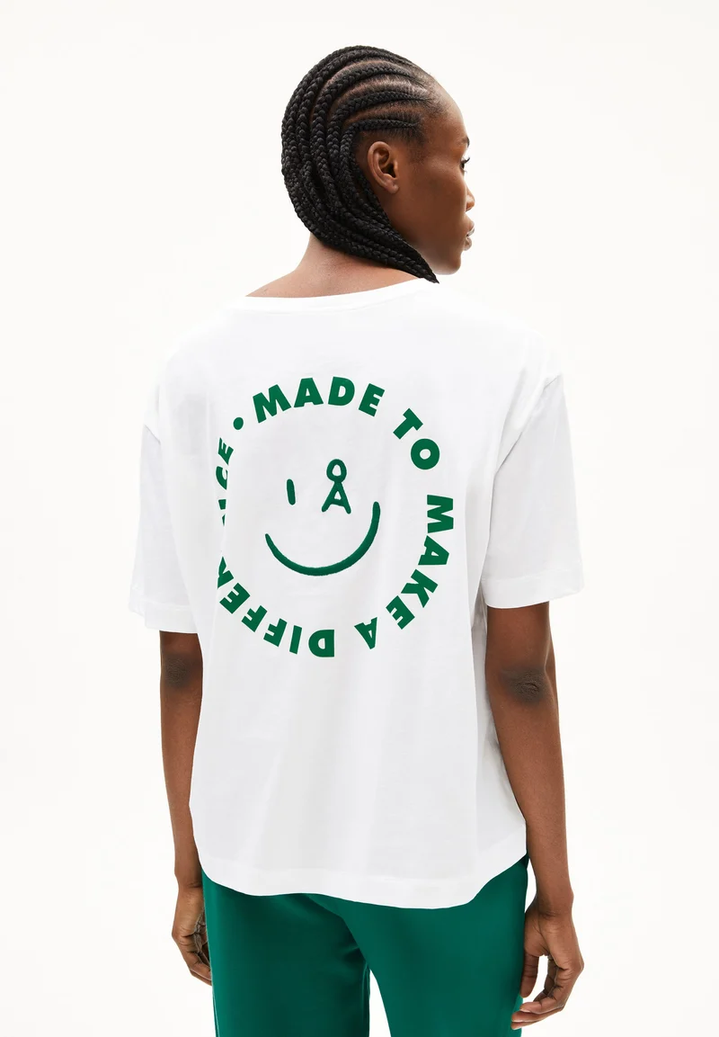 GIANNAA DIFFERENCE T-SHIRT | white