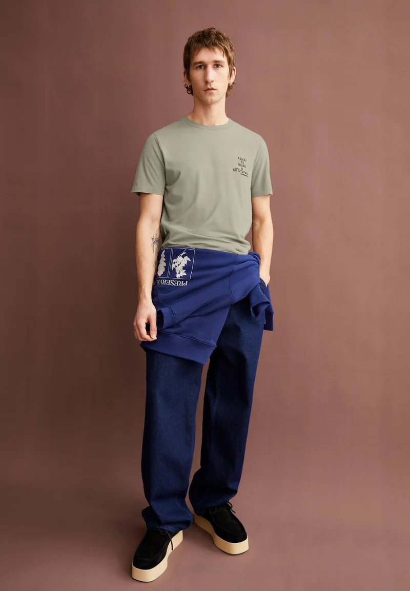 JAAMES DIFFERENCE T-SHIRT | light sage