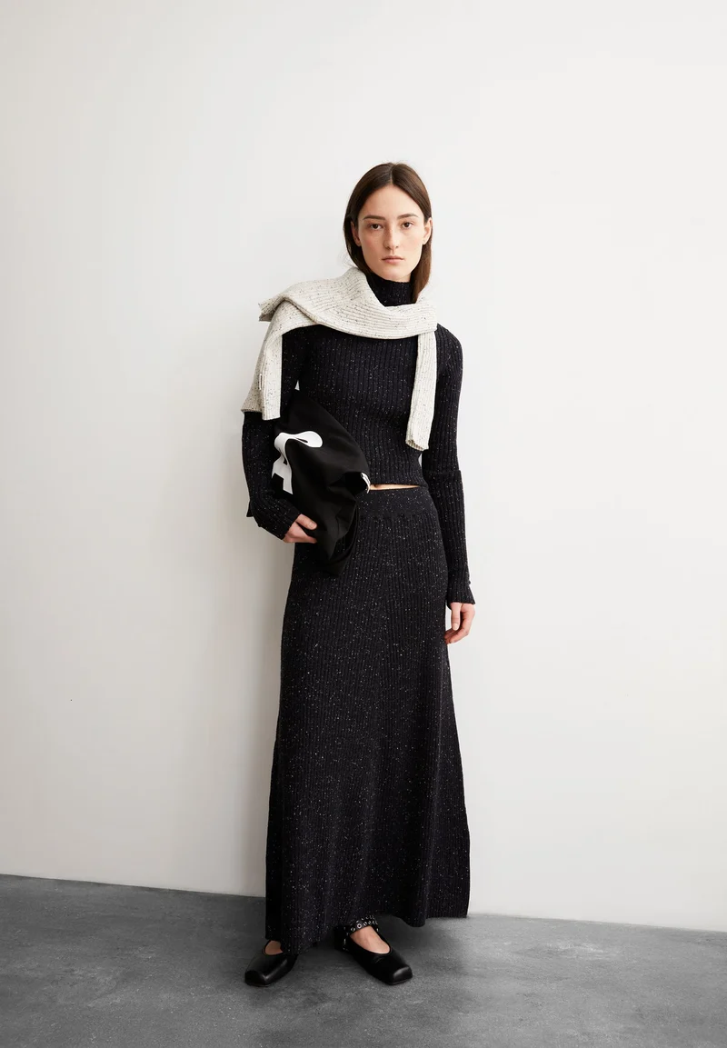 HANAA TWEED ROCK | black-oatmilk