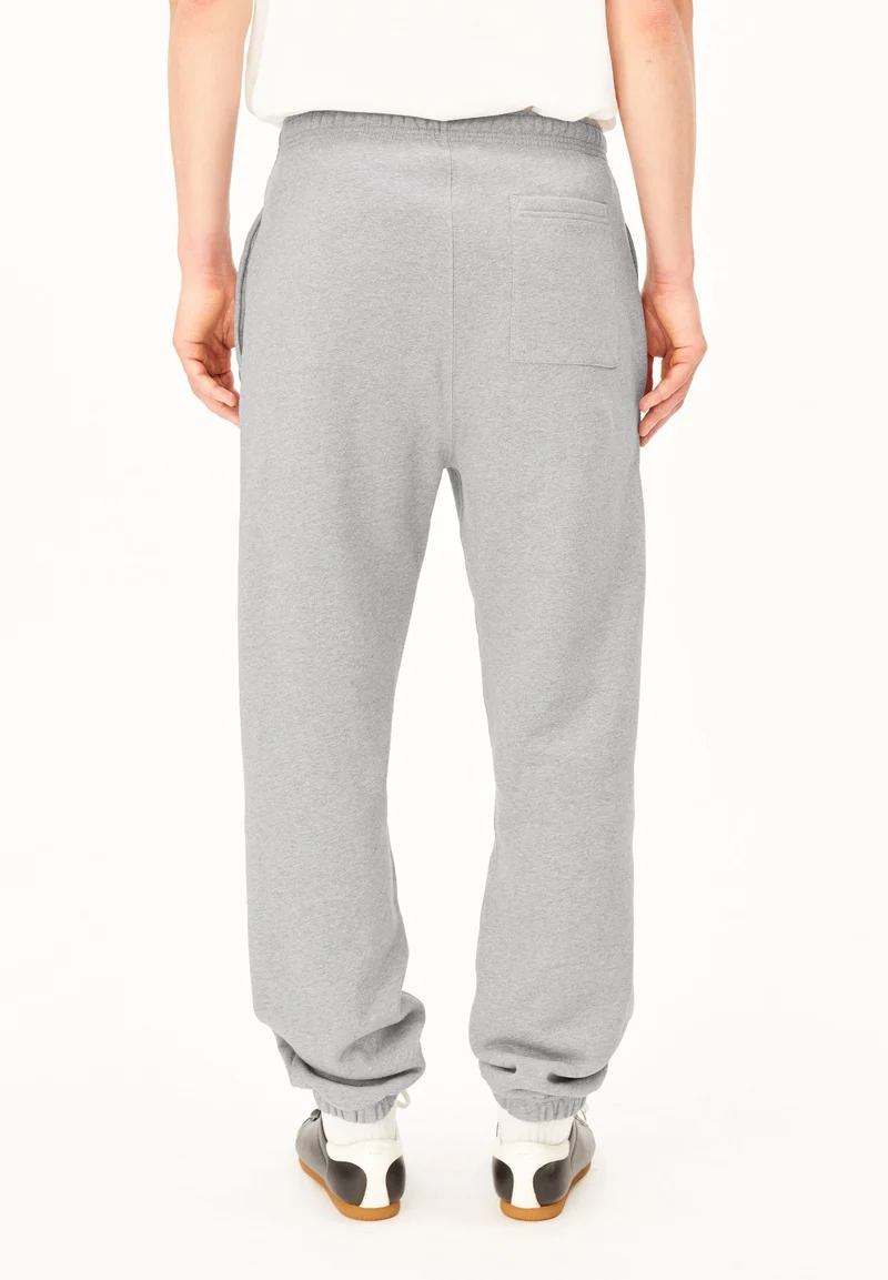ICONIC Å BAASTI MELANGE SWEATHOSE | silver melange