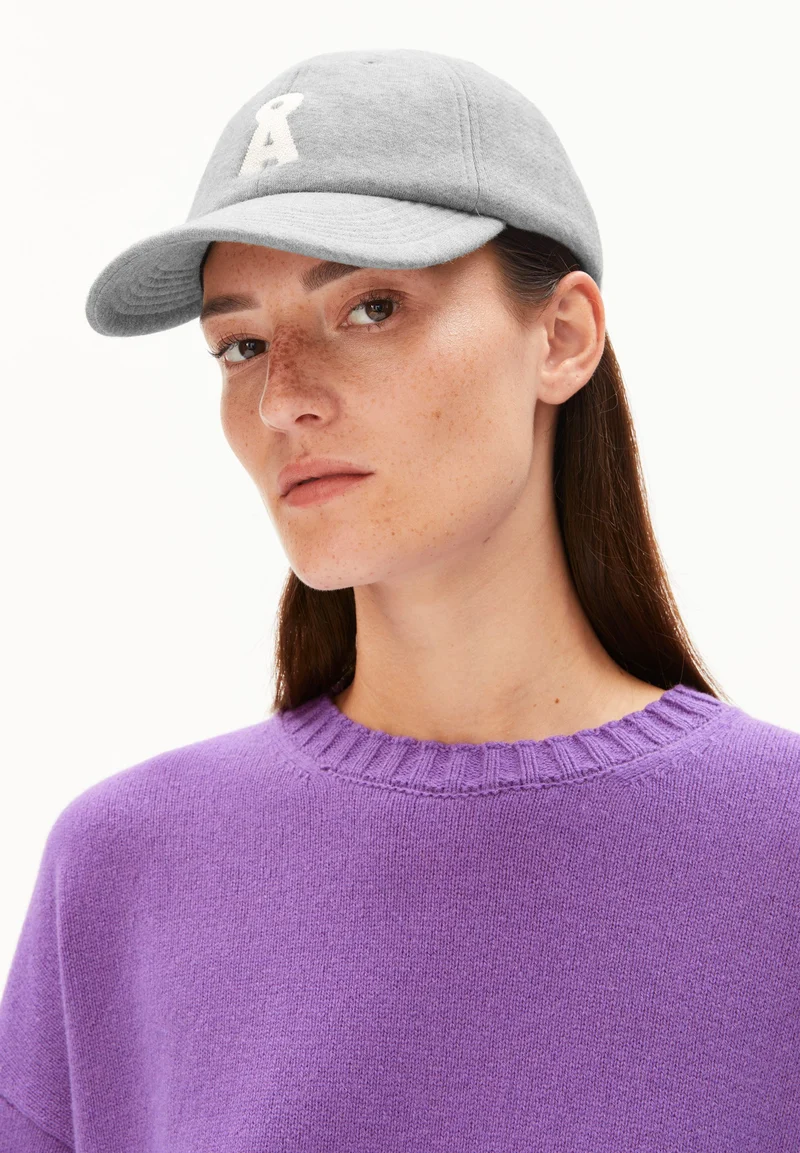 YENAAS SWEAT