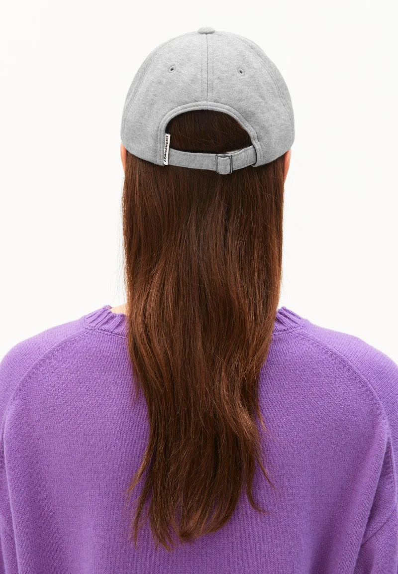 YENAAS SWEAT KAPPE | silver melange