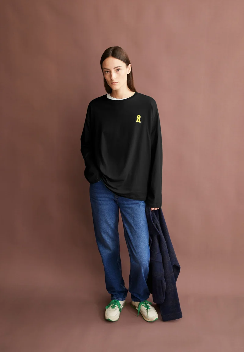 ICONIC Å FIETAA LANGARMSHIRT | black