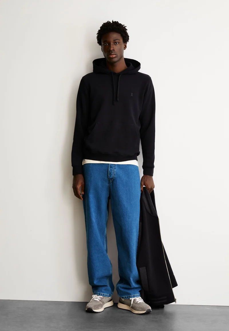 PAARLO FLEECE HOODIE | black