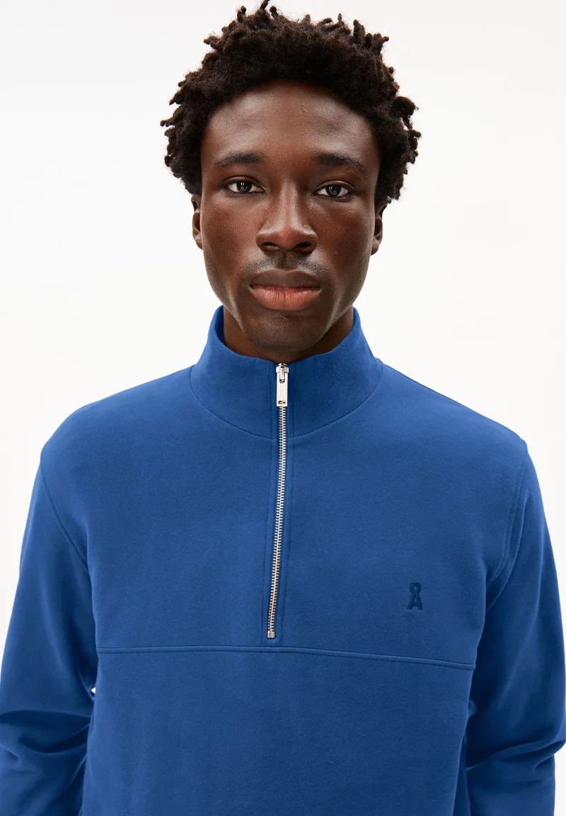 WAARLO FLEECE TROYER | dark morning