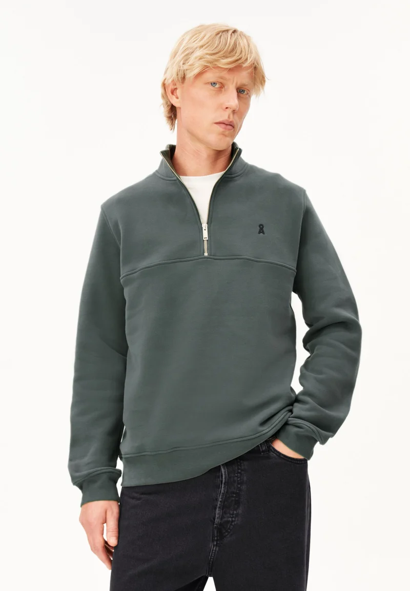 WAARLO FLEECE