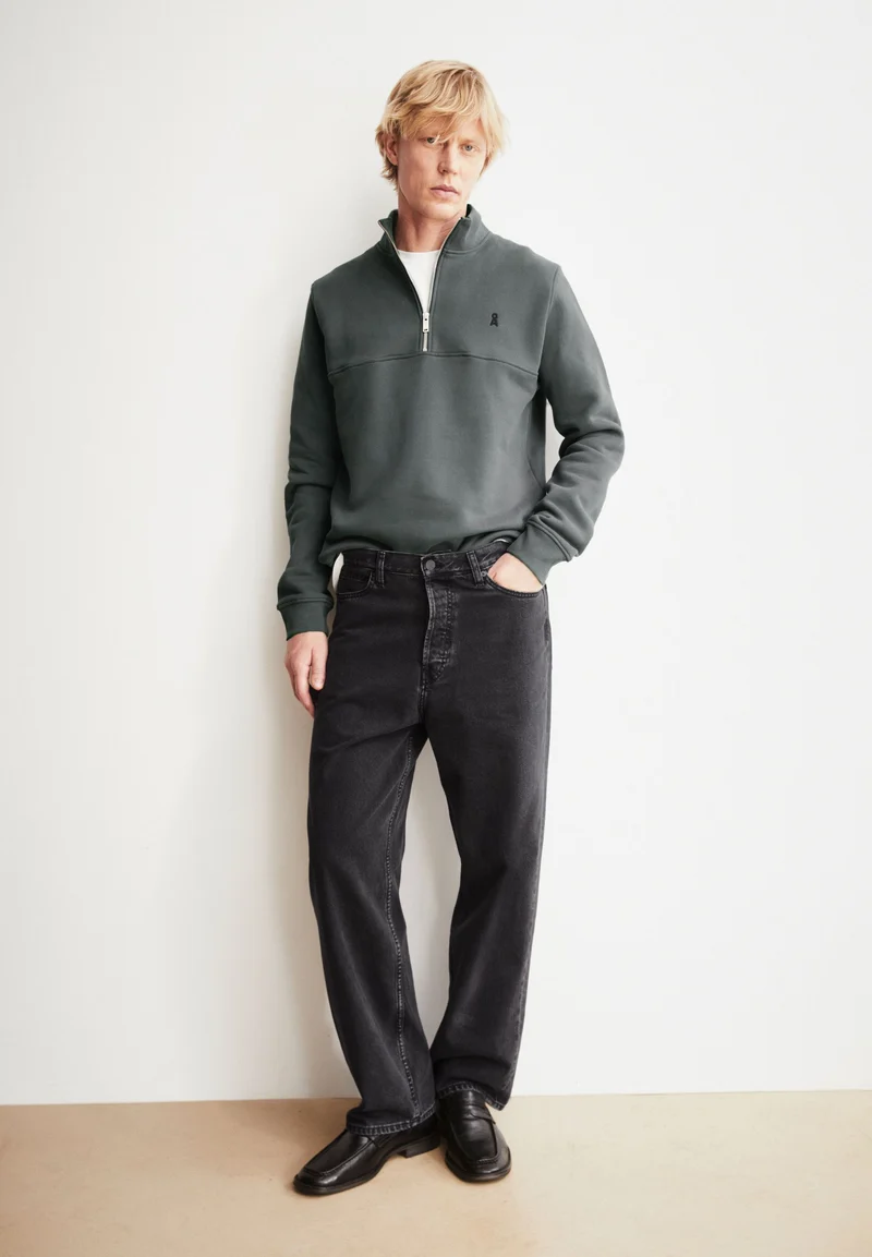WAARLO FLEECE TROYER | space steel