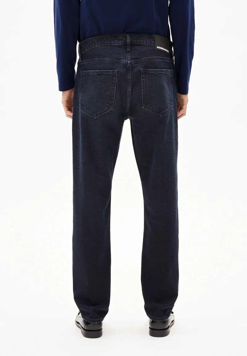 DYLAANO STRAIGHT JEANS | apsley