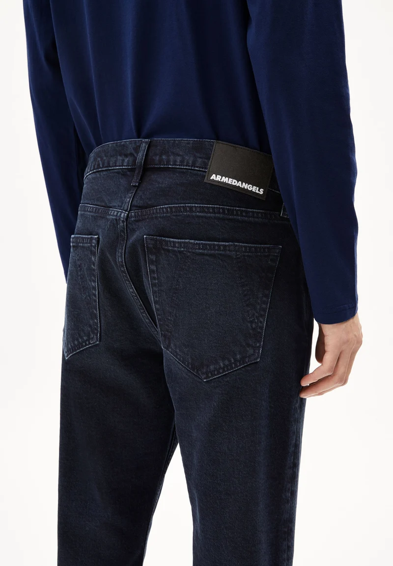 DYLAANO STRAIGHT JEANS | apsley
