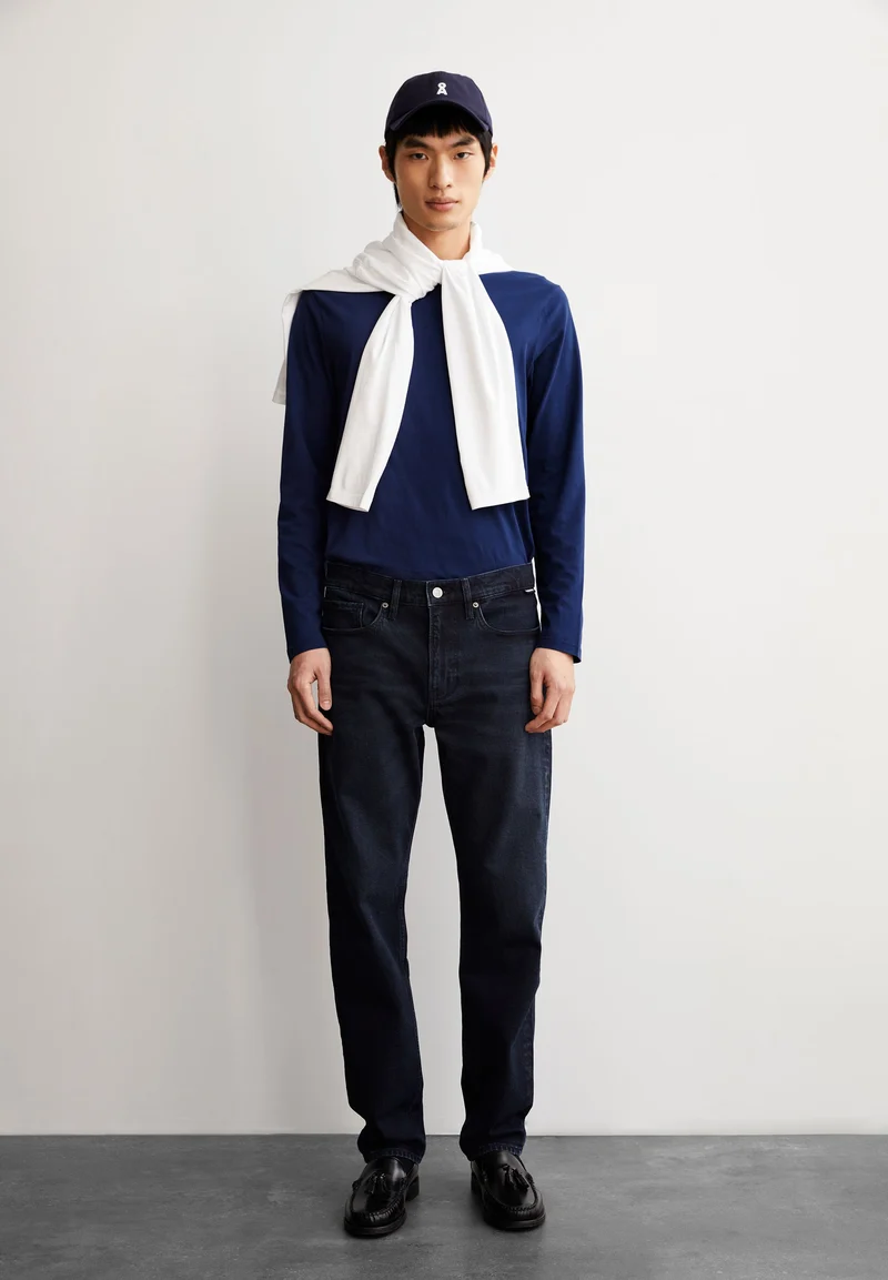 DYLAANO STRAIGHT JEANS | apsley