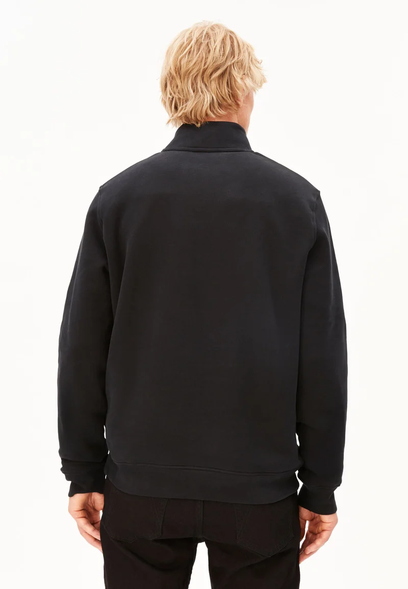 WAARLO FLEECE TROYER | black