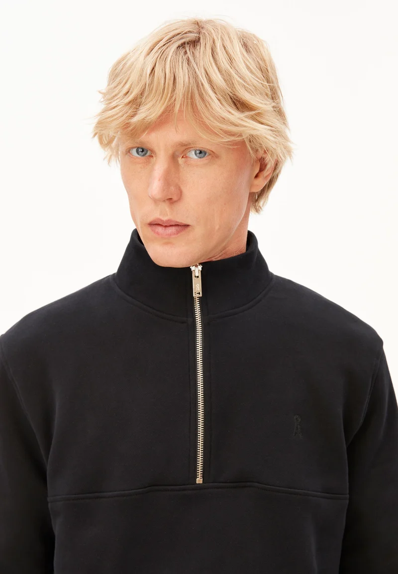 WAARLO FLEECE TROYER | black