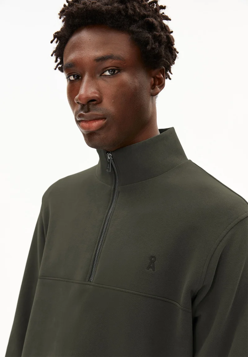 WAARLO FLEECE TROYER | forest pine