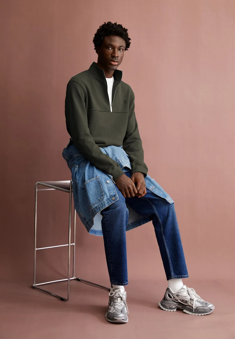 WAARLO FLEECE TROYER | forest pine