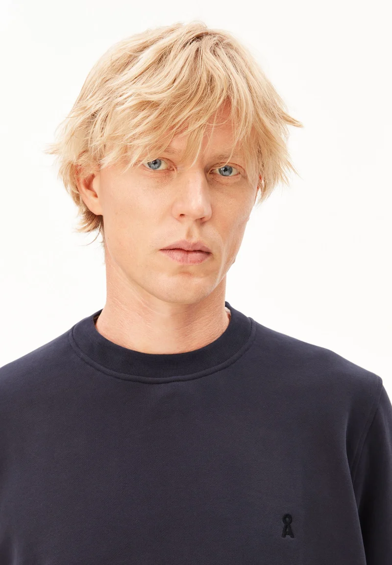 BAARO FLEECE SWEATSHIRT | night sky