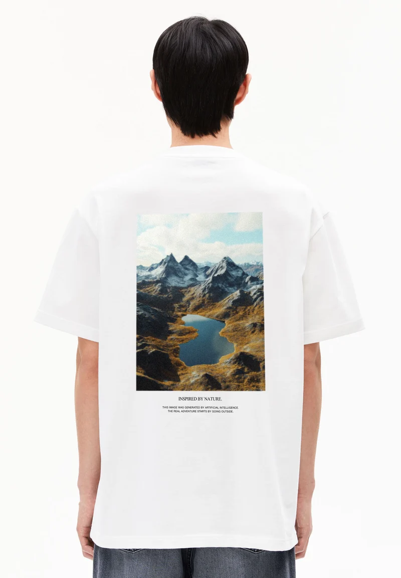 AADRU OUTSIDE | white