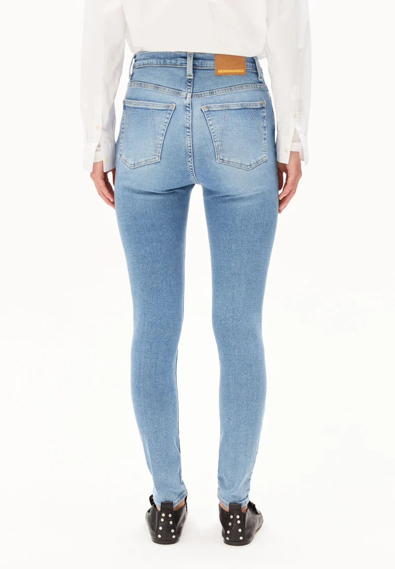 INGAA HIGH WAIST SKINNY JEANS | dove