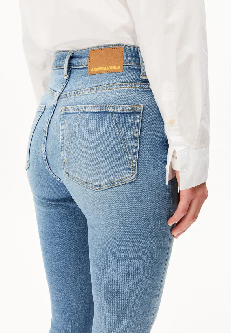 INGAA HIGH WAIST SKINNY JEANS | dove