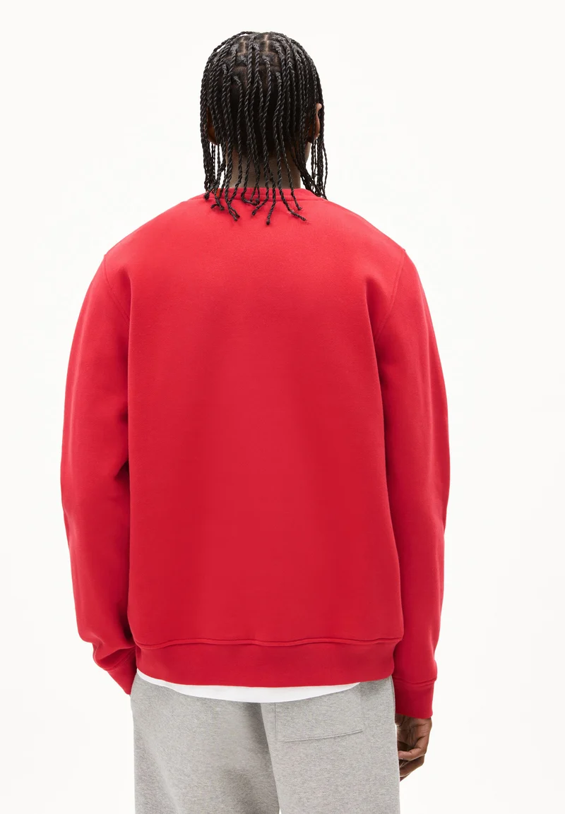 BAARO FLEECE SWEATSHIRT | scarlet red