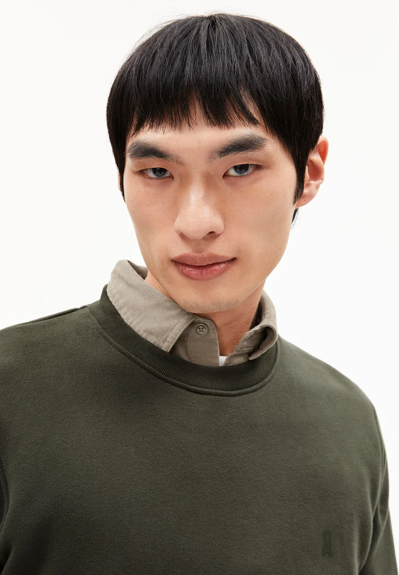BAARO FLEECE SWEATSHIRT | forest pine