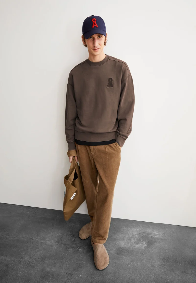 ICONIC Å EMAAL GMT DYE SWEATSHIRT | tree shade washed