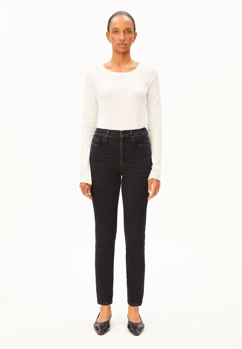 INGAA HIGH WAIST SKINNY JEANS | true black washed