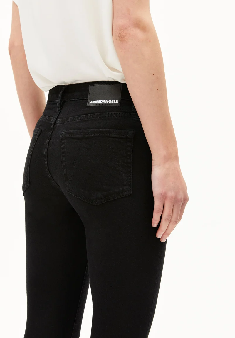 TILLAA MID WAIST SKINNY JEANS | rinse black
