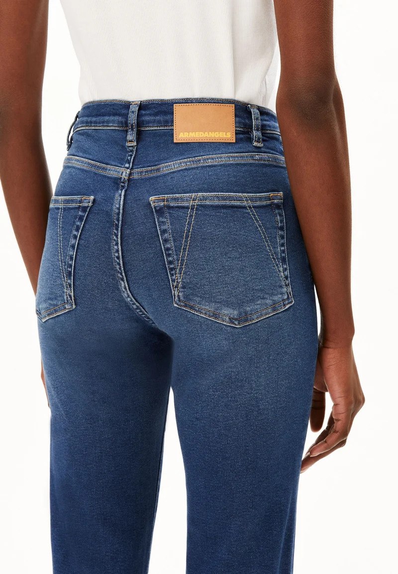 LEJAANI HIGH WAIST SLIM JEANS | dk indigo