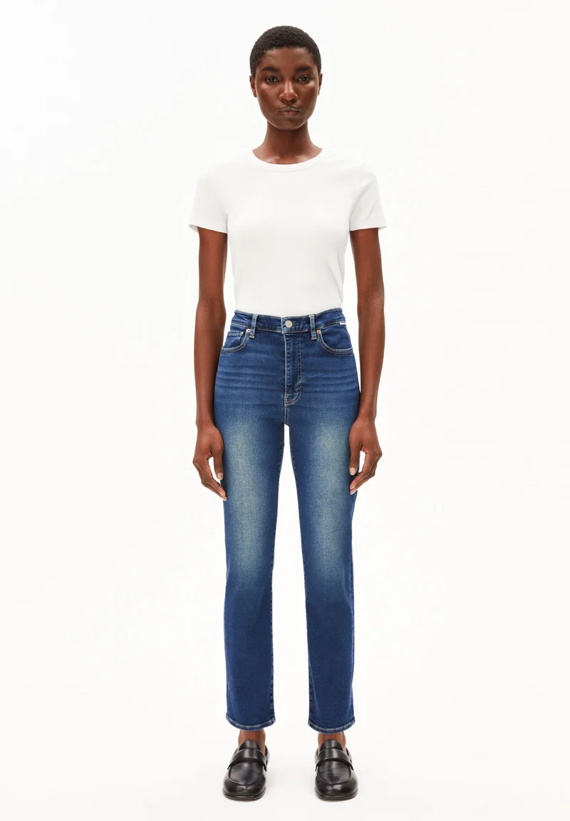 LEJAANI HIGH WAIST SLIM JEANS | dk indigo