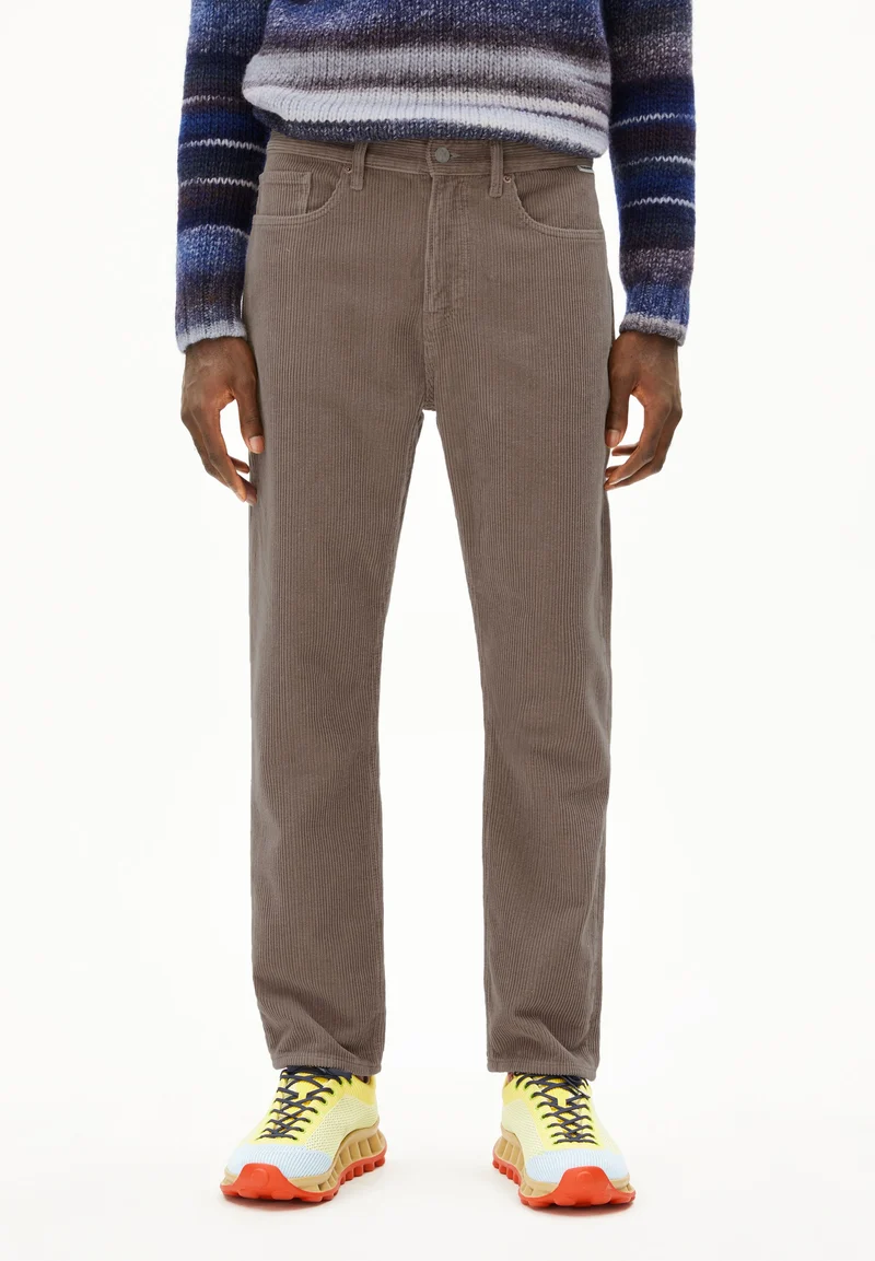 MAAKX CORDUROY | walnut cream