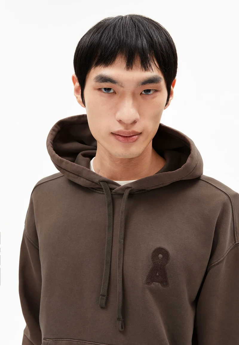 ICONIC Å KIRAAN GMT DYE SWEATHOODIE | tree shade washed