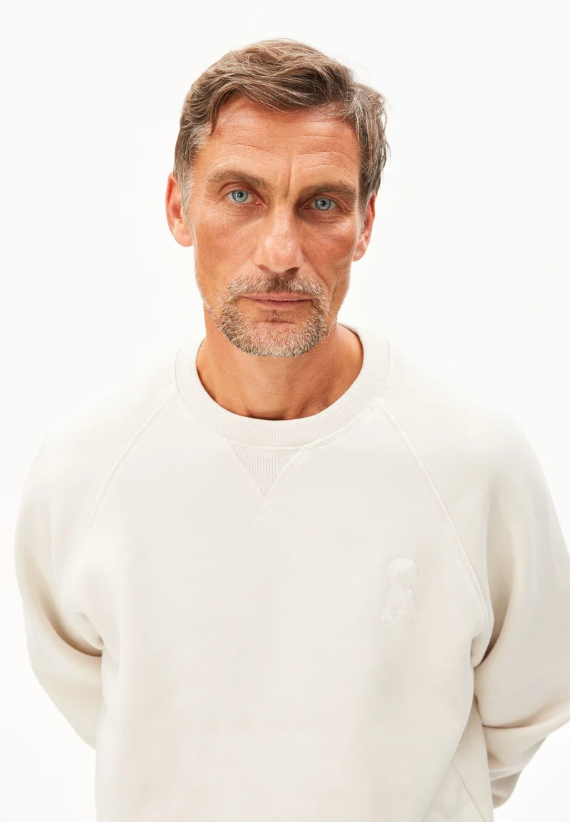 ICONIC Å MELANGE SWEATSHIRT | pure