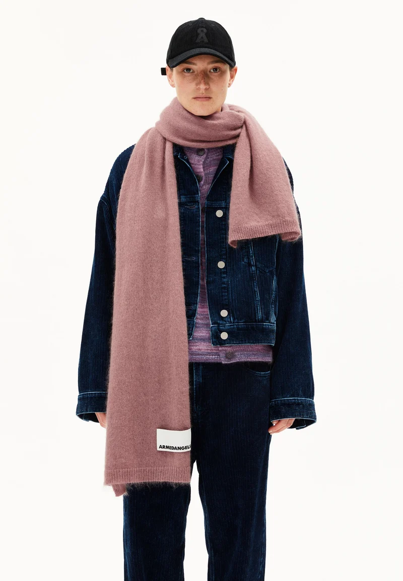 YUKINAA SOLID SCHAL | light berry