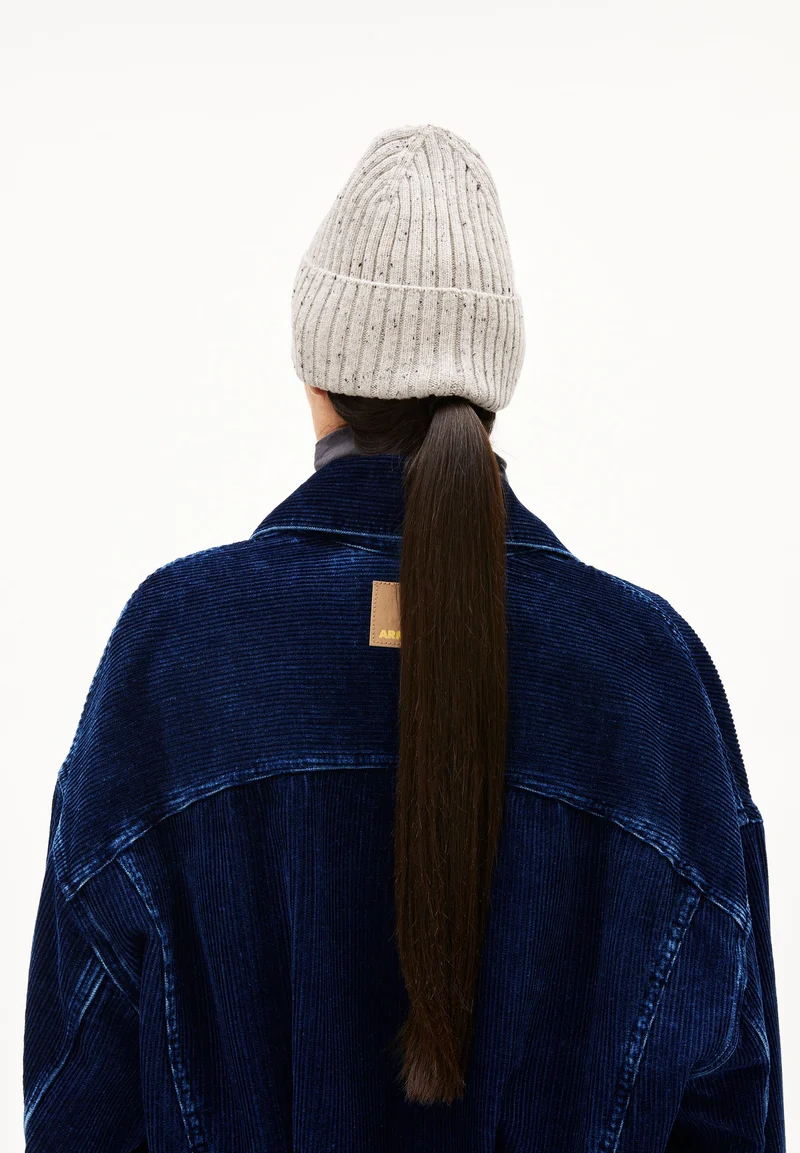 TAALEEN TWEED | oatmilk-black