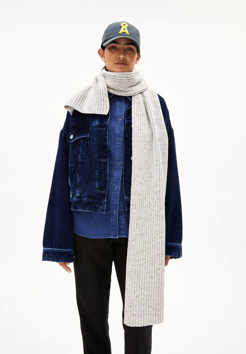 FAARLO TWEED SCHAL | oatmilk-black