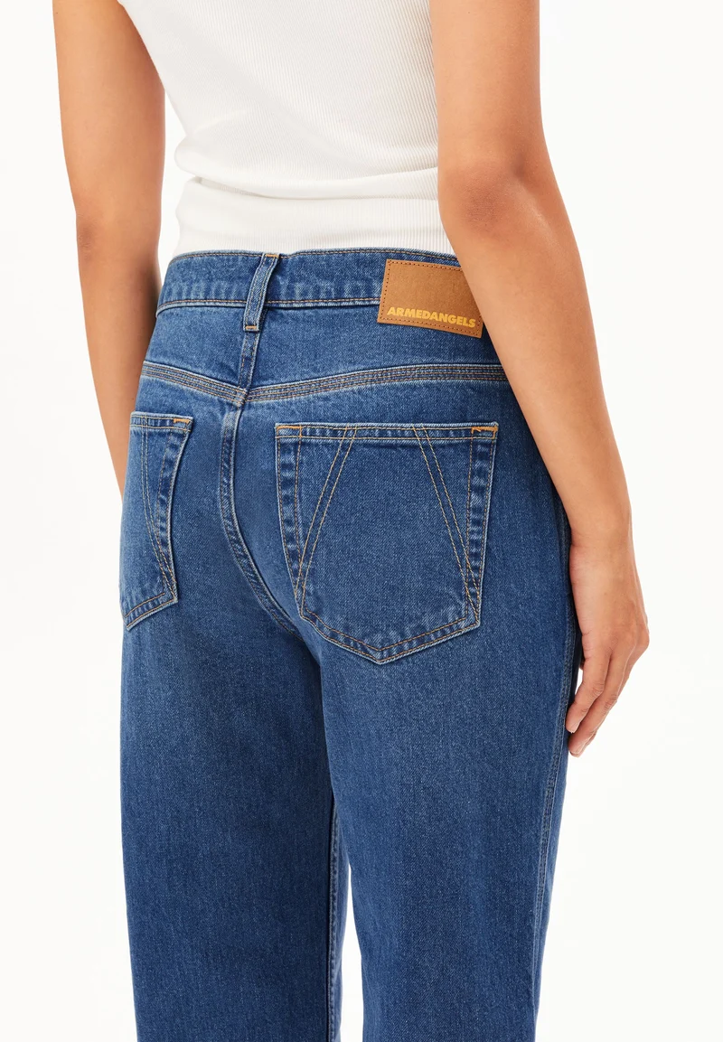 AAVELINE MID STRAIGHT JEANS | bellagio